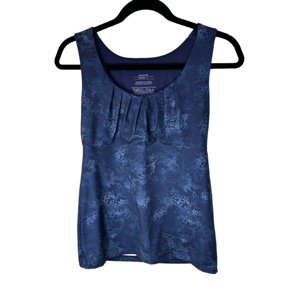 Patagonia - Gently Used Active Women’s Top - Floral Blue - Size Small